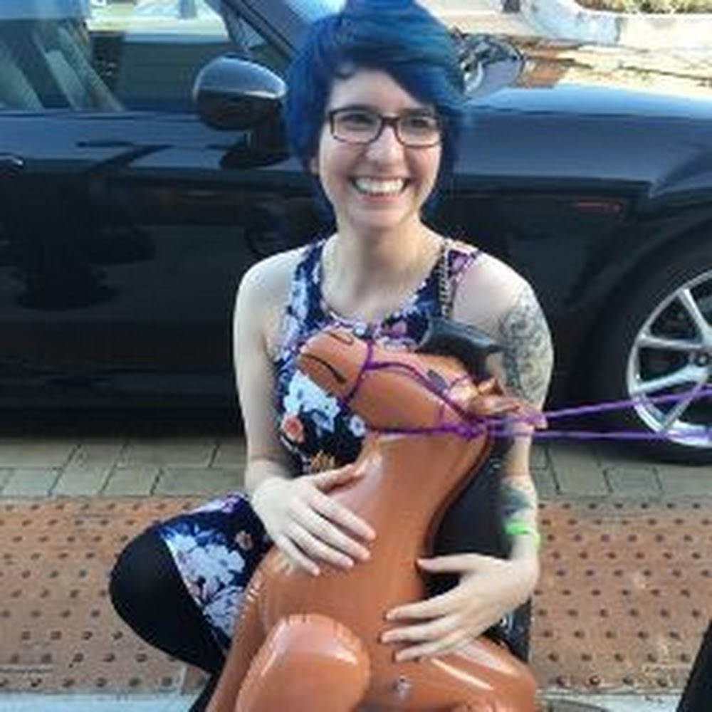 Meet your Posher, Amanda